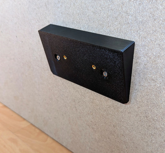 Winkeladapter für Hundenapf Wandmontage M – schräger Adapter als Futterstation/Hundebar, 1.0 L